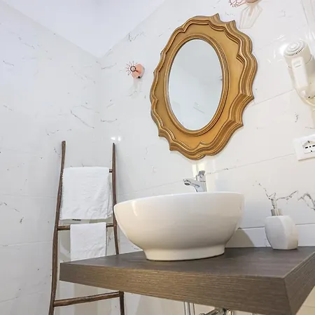 La Fenice Bed & Breakfast 4*