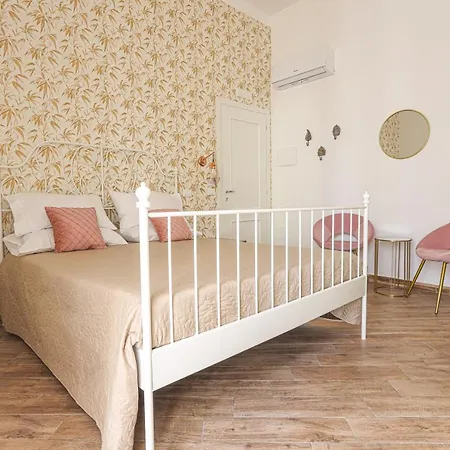 La Fenice Oda ve Kahvaltı Salerno